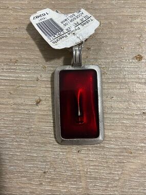 Vintage Zik Zok Textured Rectangular Silver Toned Pendant Necklace